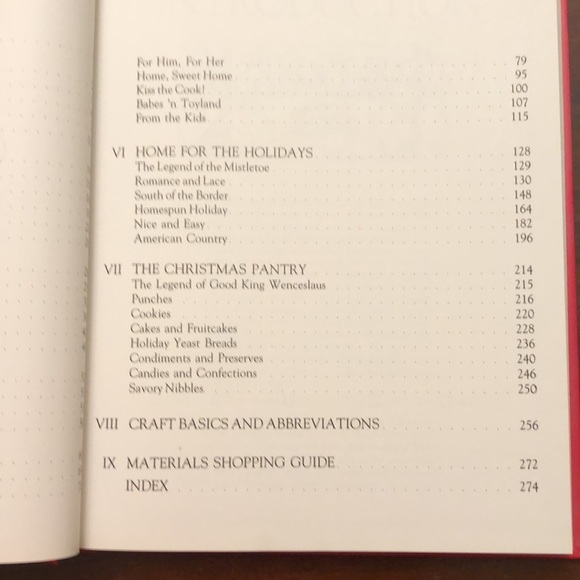 1987 Family Circle Christmas Treasury book - Picture 4 of 8